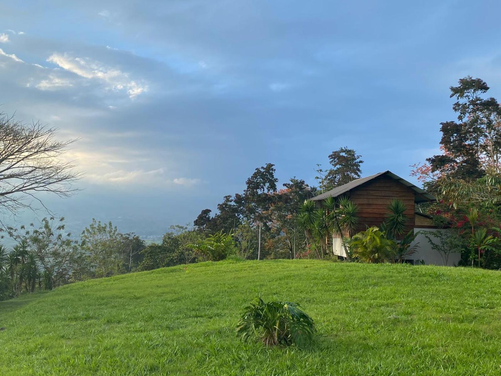 Hacienda Monteclaro Hotell Turrialba Eksteriør bilde
